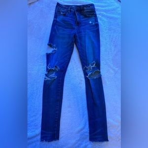 AE gently worn skinny jeans